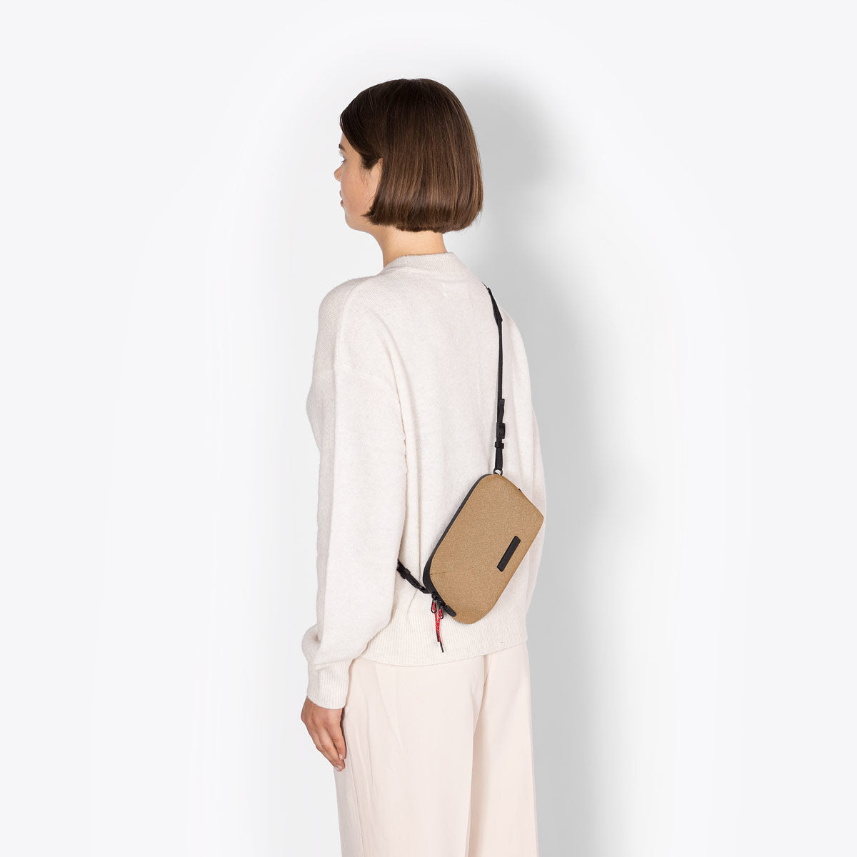 Ando Crossbody Bag - Dark Sand Reflective / Medium