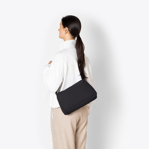 Emi Puffy Shoulder Bag