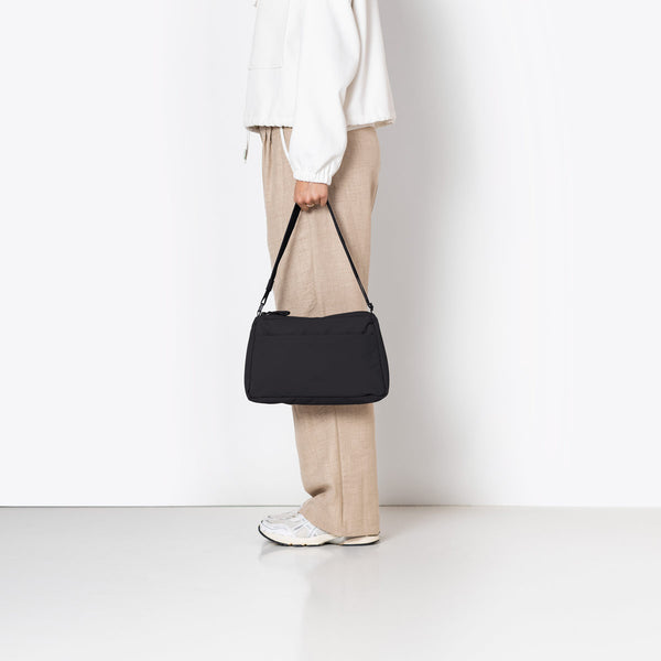 Emi Puffy Shoulder Bag