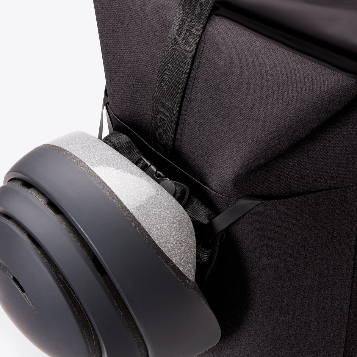 Hajo Roll-Top Backpack - Asphalt Reflective / Medium