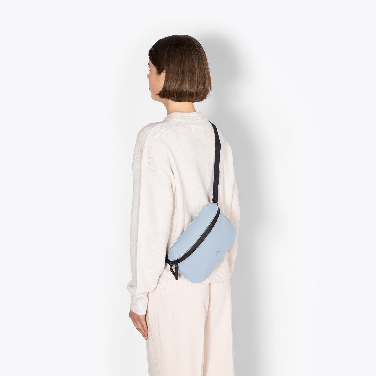Jona Crossbody Bag - Fog Blue / Large