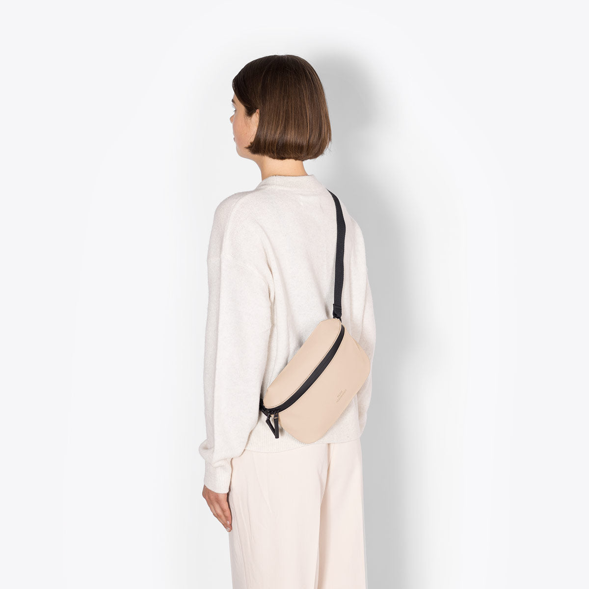 Jona Crossbody Bag - Light Almond / Large