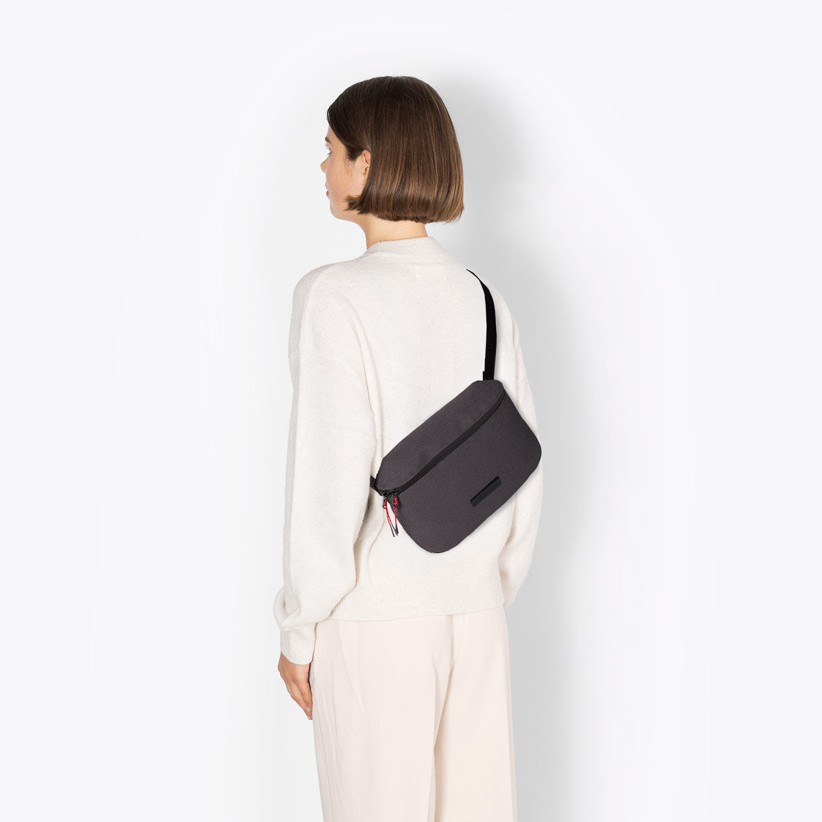 Jona Crossbody Bag - Asphalt Reflective / Large