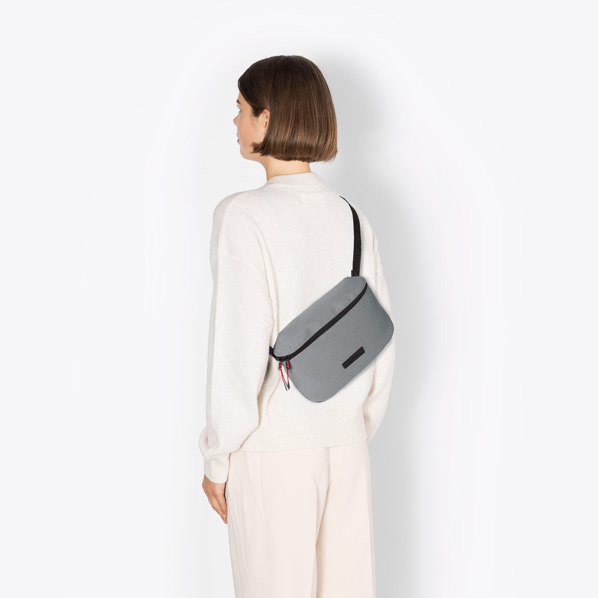 Jona Crossbody Bag - Pigeon Blue Reflective / Large
