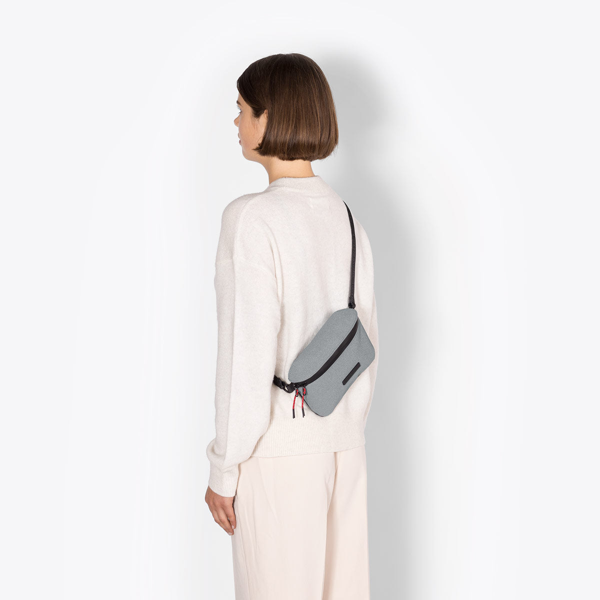 Jona Crossbody Bag - Pigeon Blue Reflective / Medium