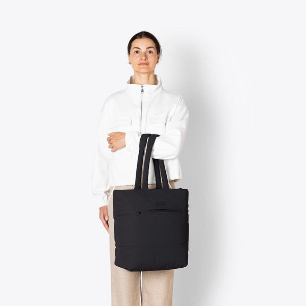 Josua Puffy Tote Bag