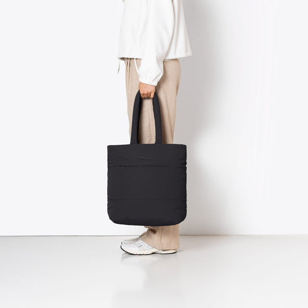 Josua Puffy Tote Bag