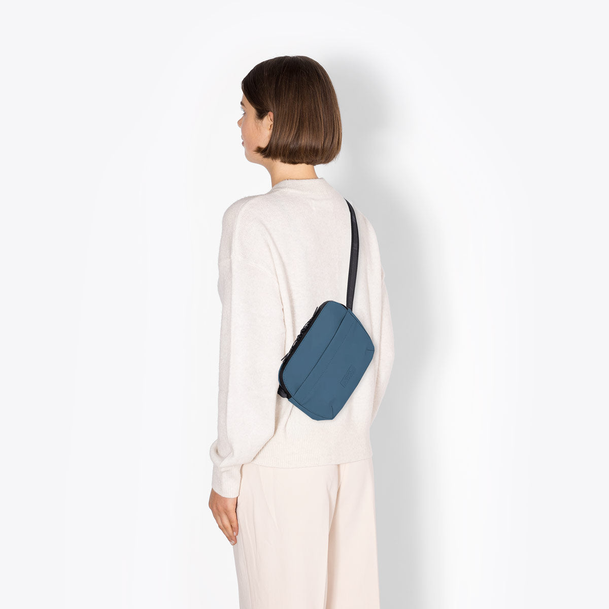 Melvin Crossbody Bag - Petrol / Medium