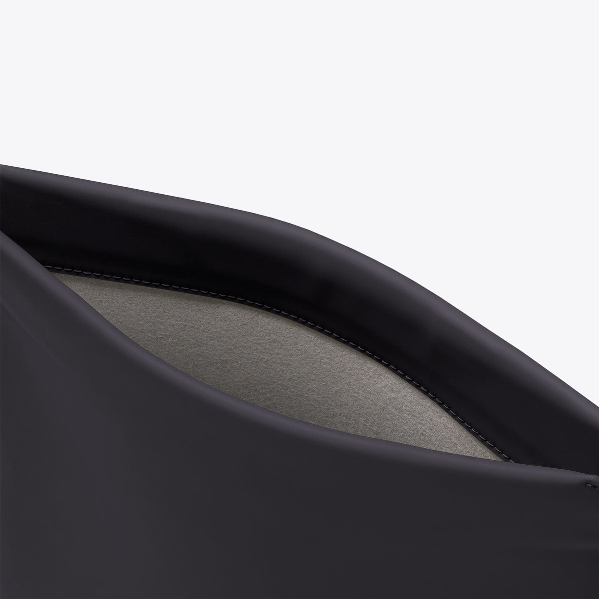 Sora Laptop Sleeve - Black / Medium