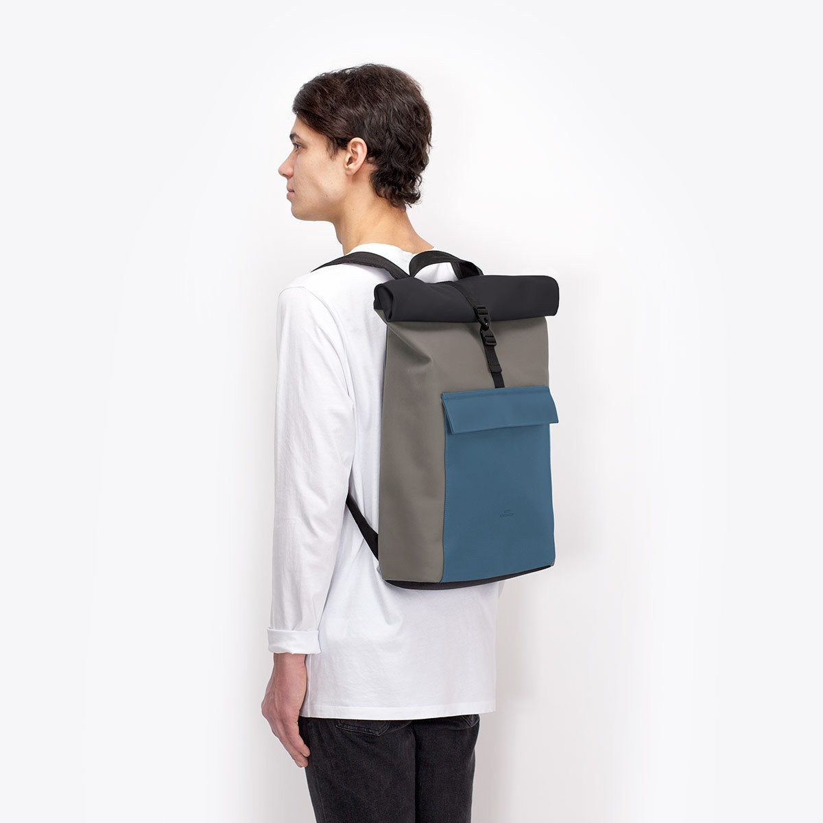 Jasper Roll-Top Backpack - Dark Grey - Petrol / Medium
